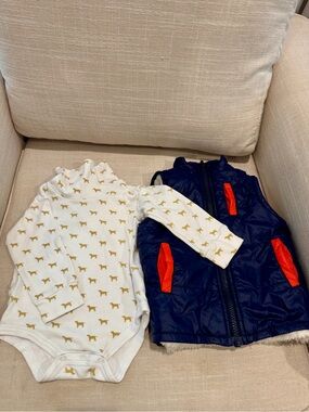 Little English turtleneck with egg NY navy vest